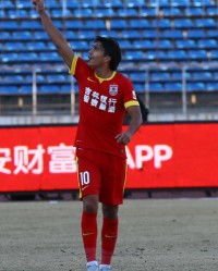 hth-德甲金靴争夺白热化，四将同入二十球大关  
